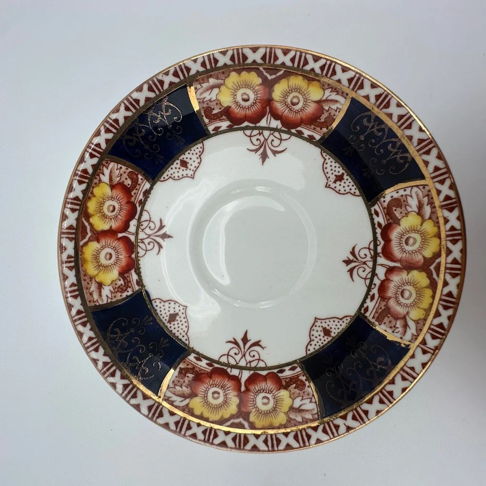 Colclough China 6613 Teacup Saucer Set Imari Style Cobalt Rust Gold England